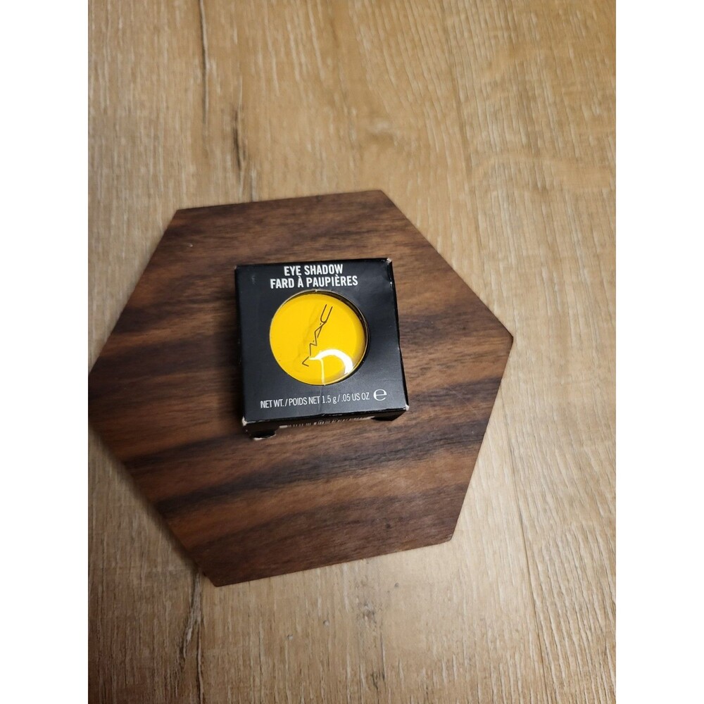 MAC Pressed Powder Eye Shadow CHROME YELLOW MATTE Vivid Bright Yellow .05oz/1.5g